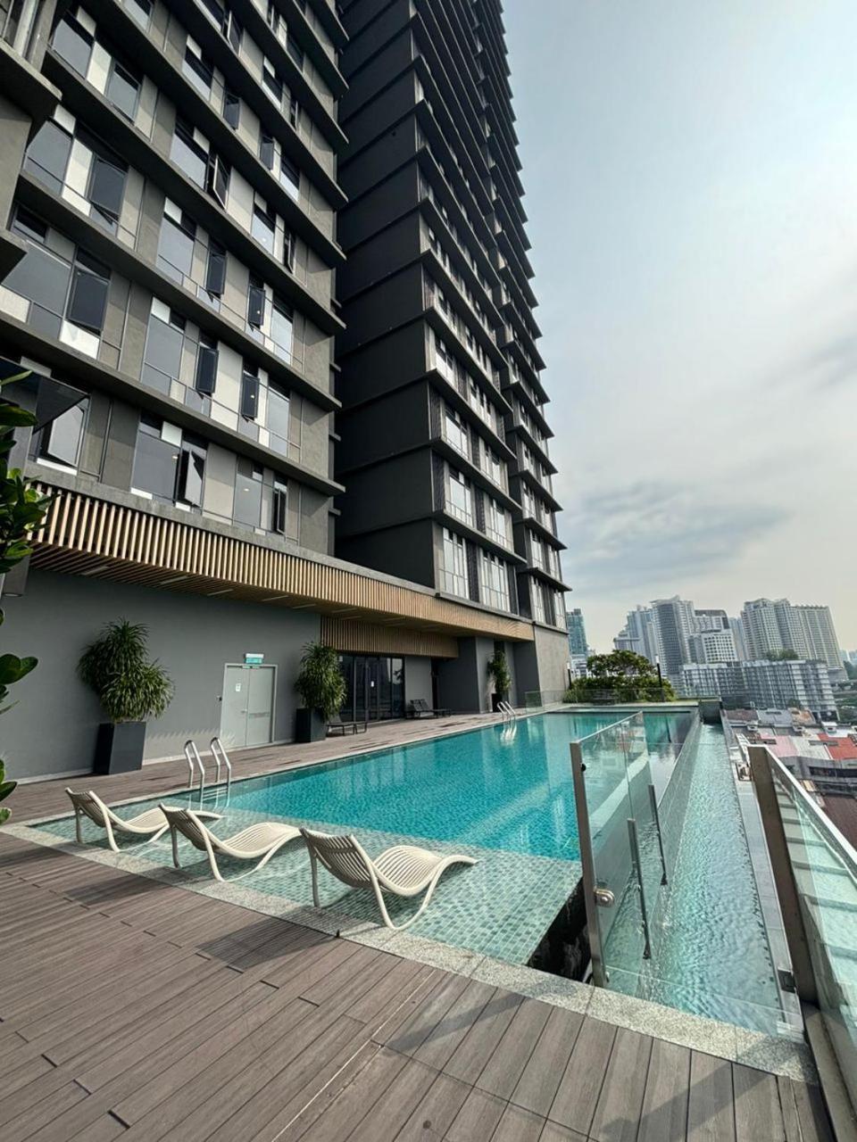 Aparthotel Societe By Bamboo Hospitality Kuala Lumpur Exterior foto